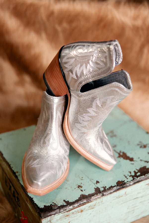 Silver metallic western online cowboy boots