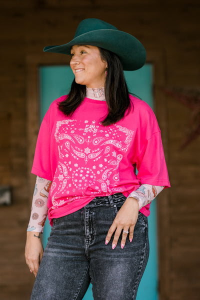Vicky Pink Paisley Oversized Tee ✜ON SALE NOW: 40% OFF✜