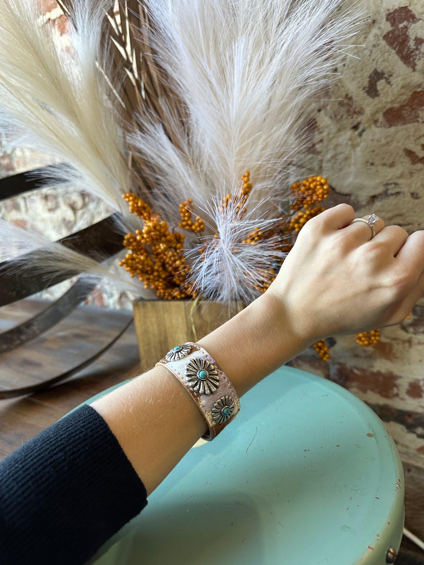 Maggie Cowhide Concho Bracelet [Brown & White]