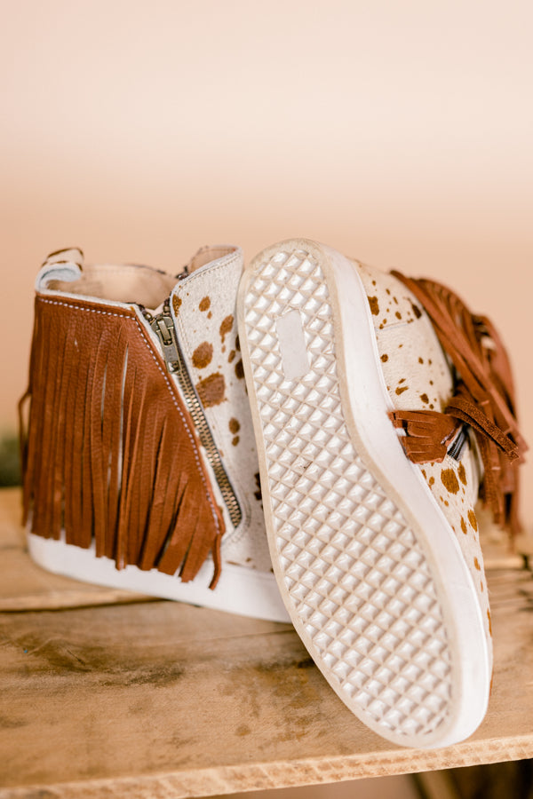 Alcala's Ryggen Cowhide & Fringe Wedges
