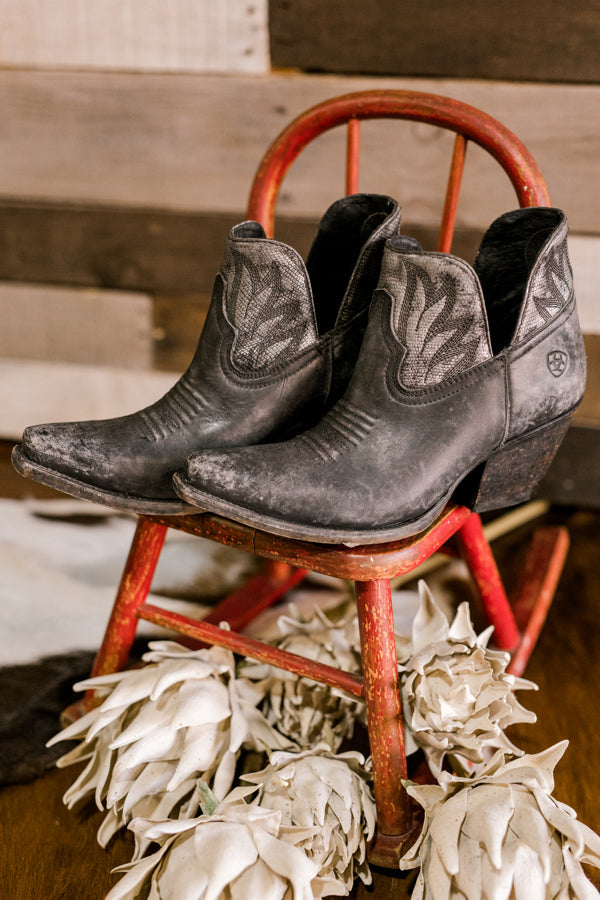 Ariat Hazel Western Boot [Naturally Distressed Black]