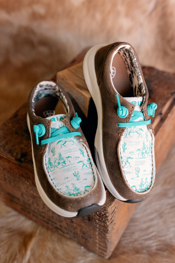 Ariat Buckeye Slip-On Shoe [Turquoise & Honey Bear]