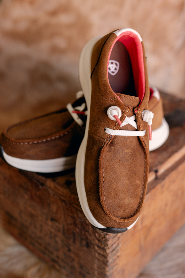 Ariat Buckeye Slip-on Shoe [Weathered Honey]