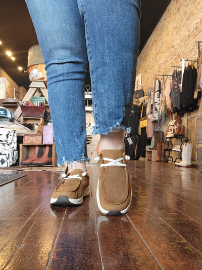 Ariat Buckeye Waterproof Slip-on Shoe [Weathered Honey Brown & White Laces]