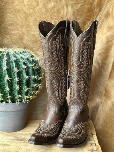 Ariat Casanova Snip Toe Boot in Rich Chocolate – Tall Western Leather Boot with Snip Toe and 2.5” Heel