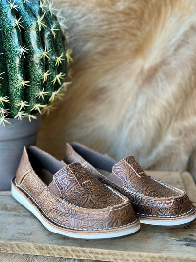 Side View of Ariat Cruiser Moccasin – Elastic Stretch Panels for Easy Slip-On Fit