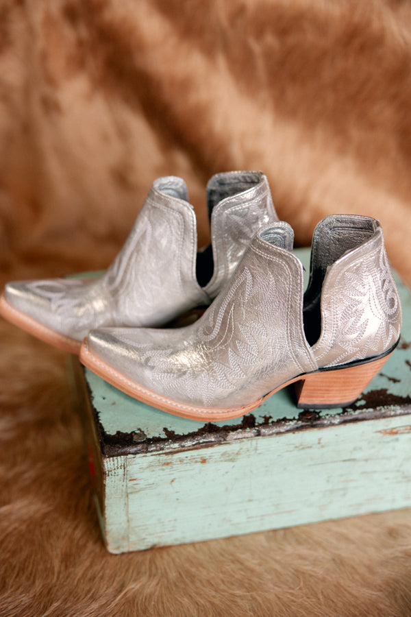 Ladies’ Ariat Dixon Genuine Leather Snip Toe Ankle Cowgirl Boots [Silver Metallic]