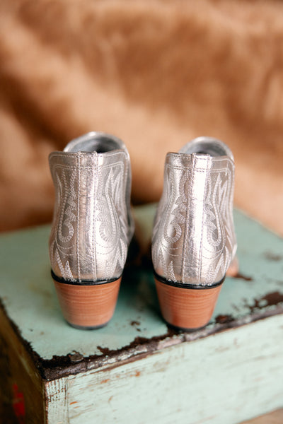 Silver Metallic Ariat Dixon Genuine Leather Snip Toe Ankle Cowgirl Boots for Ladies