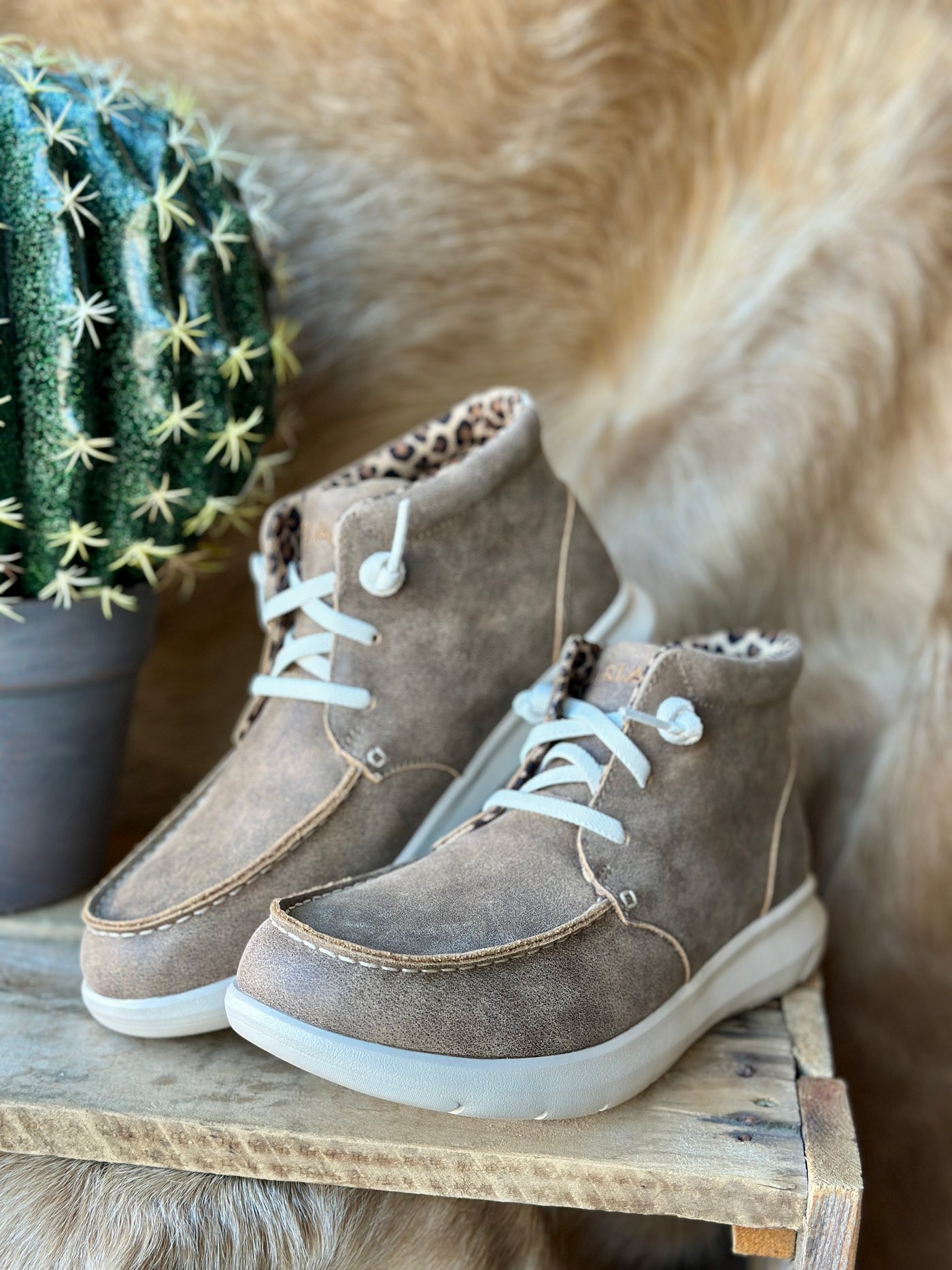 Ariat Hilo High Top Slip-On Shoe in Brown Bomber leather – ultra-lightweight and comfortable.