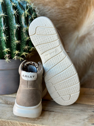 Stylish and versatile Ariat Hilo High Top Slip-On Shoe in Brown Bomber – all-day comfort with western flair.