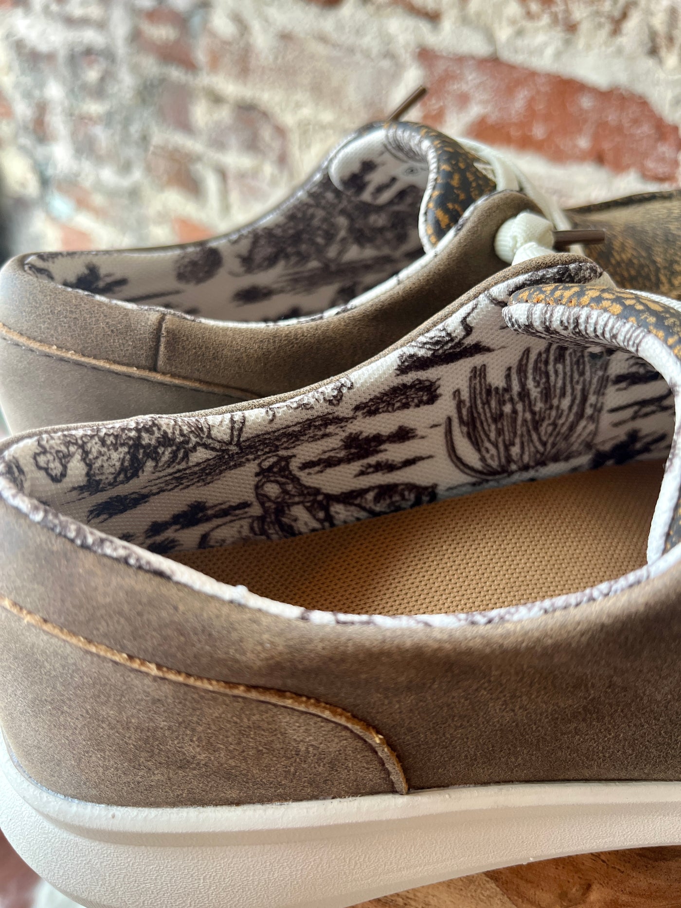 Cactus Print Lining in Brown Leather Ariat Hilo Slip-On Loafer Shoes for Women.