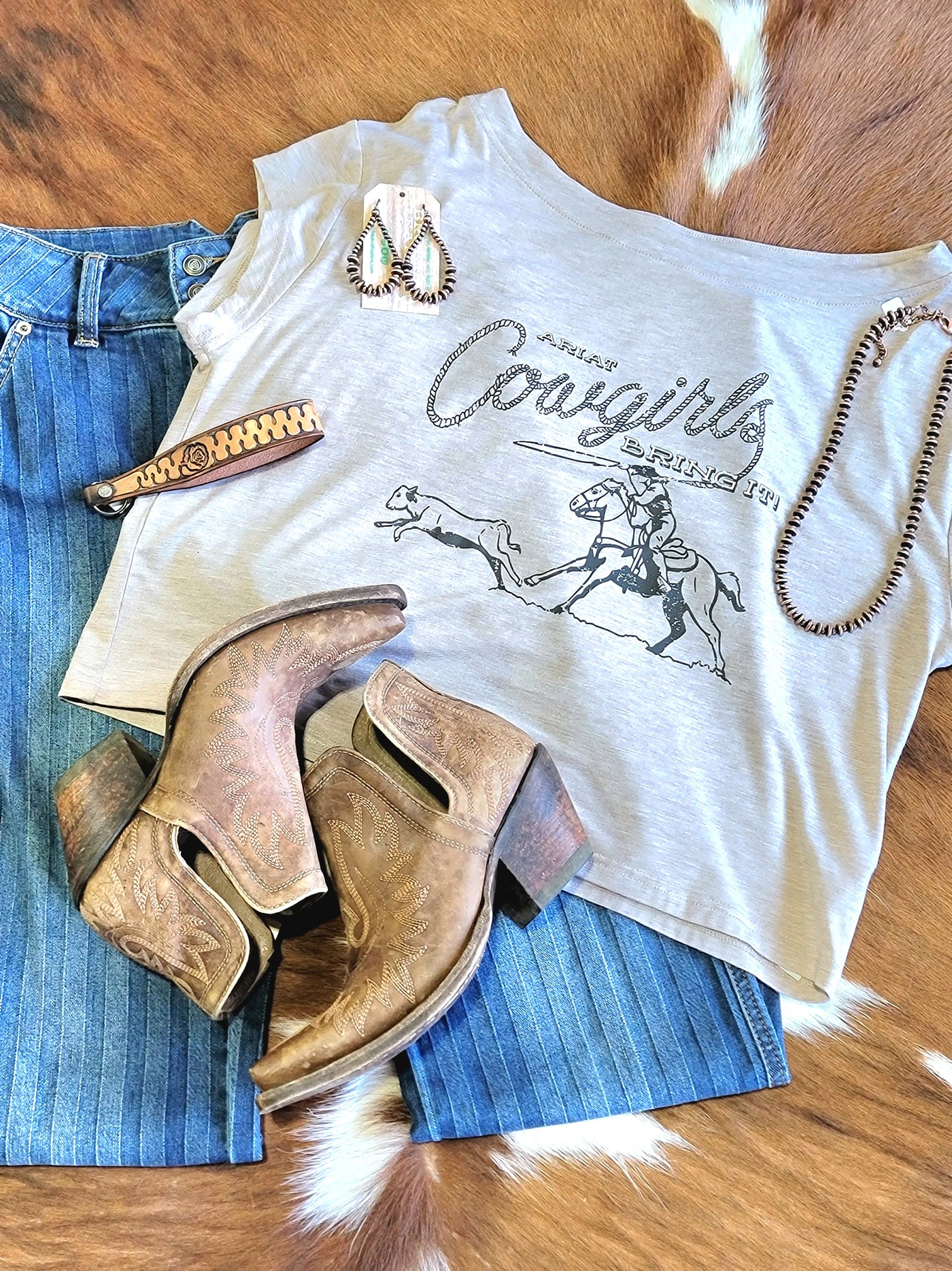 Ariat Jenny Graphic Tee ✜ON SALE NOW✜