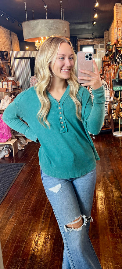 Colter Mineral Washed Long Sleeve (Teal)