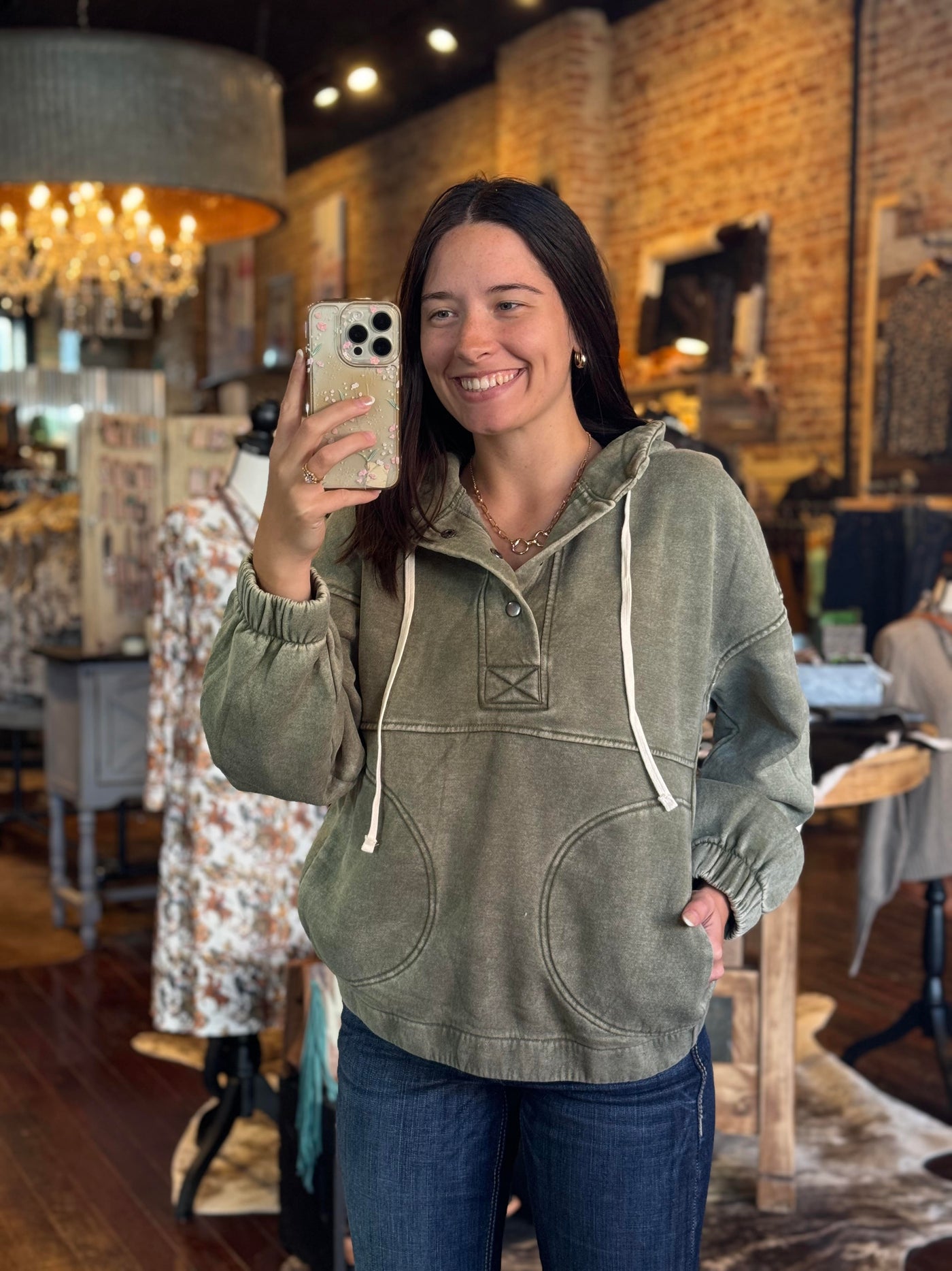 BWW Mineral Wash Sweatshirt [Olive Green]