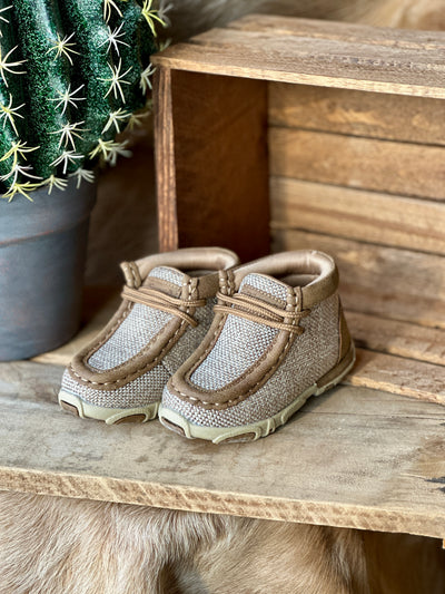 Durable toddler chukka boot with sturdy midsole and flexible fit.