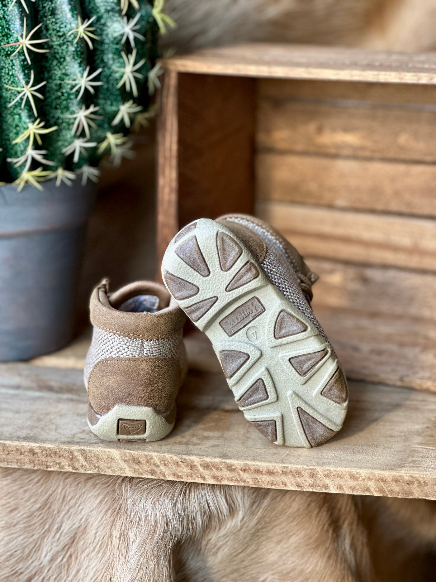 Lightweight toddler lace-up chukka boot for all-day comfort.