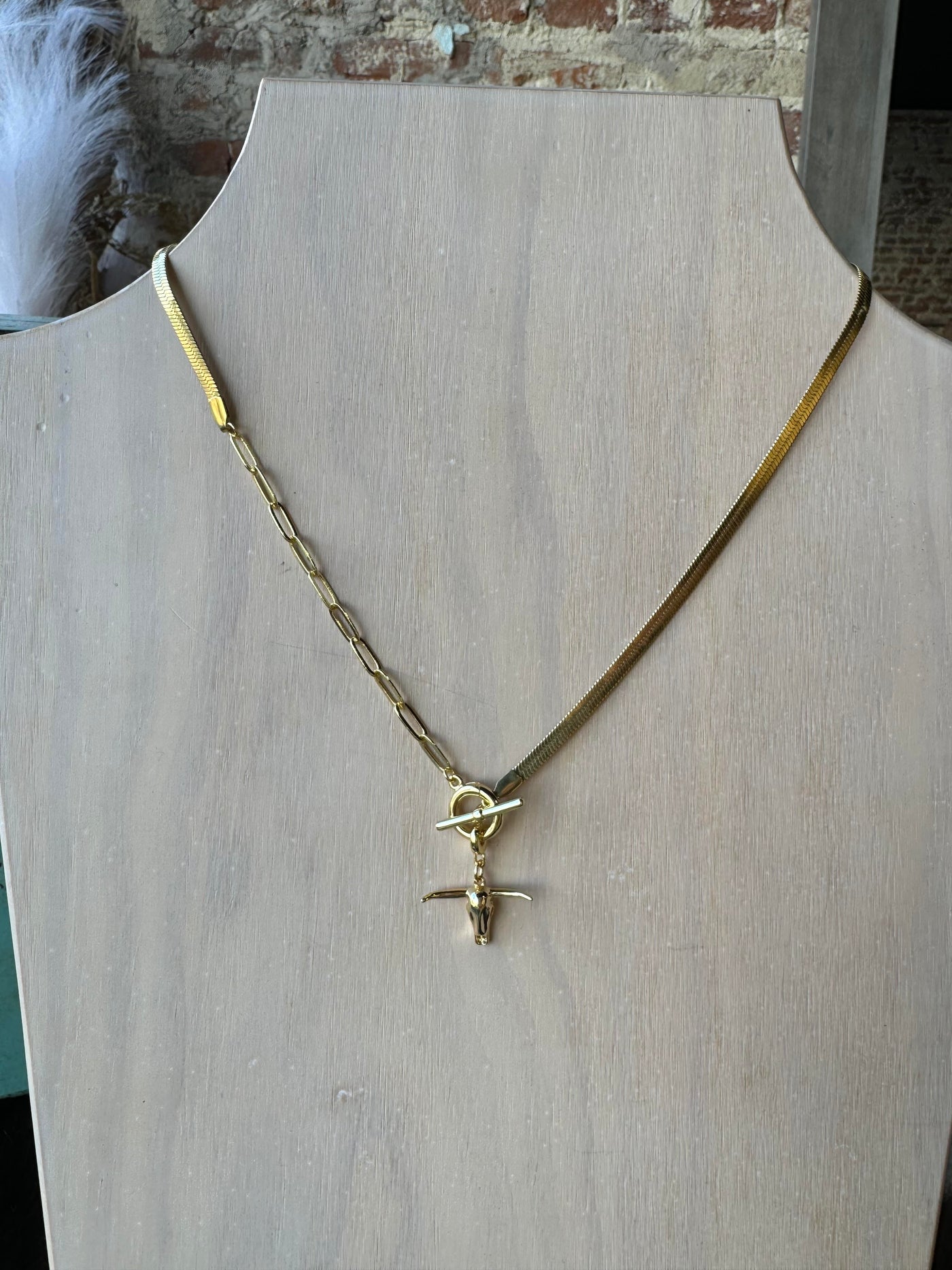 Cassie Wanderlust Skull Longhorn Necklace