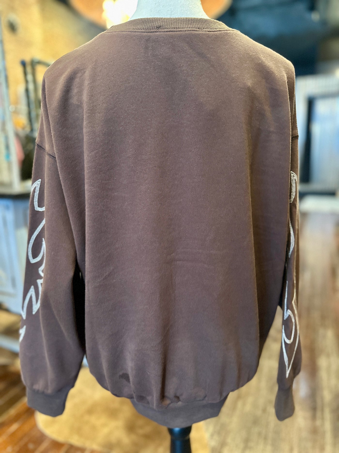 Cozy and comfortable pullover sweatshirt perfect for cool evenings on the trail.