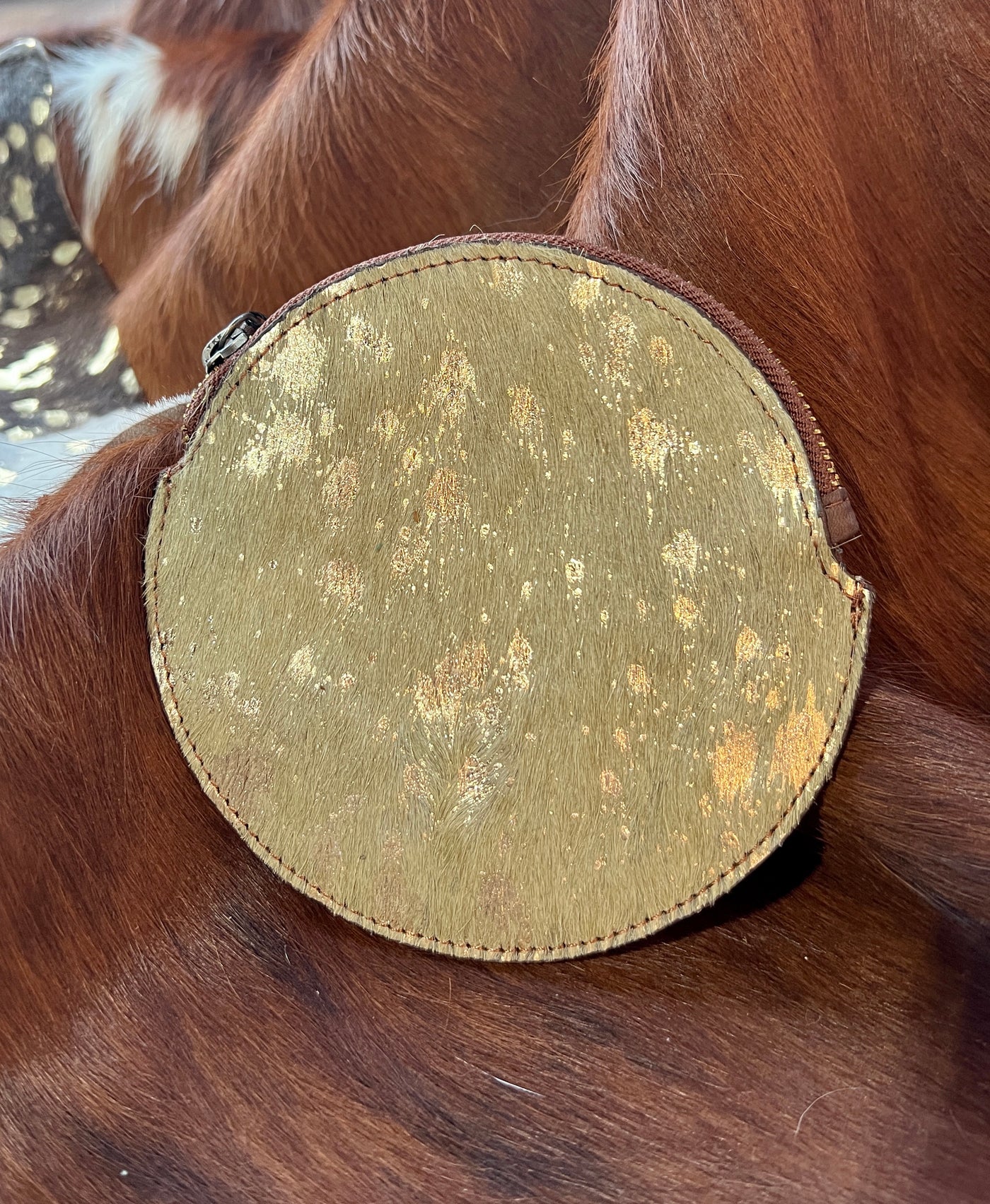 Cynthia Round Genuine Cowhide Coin Pouch