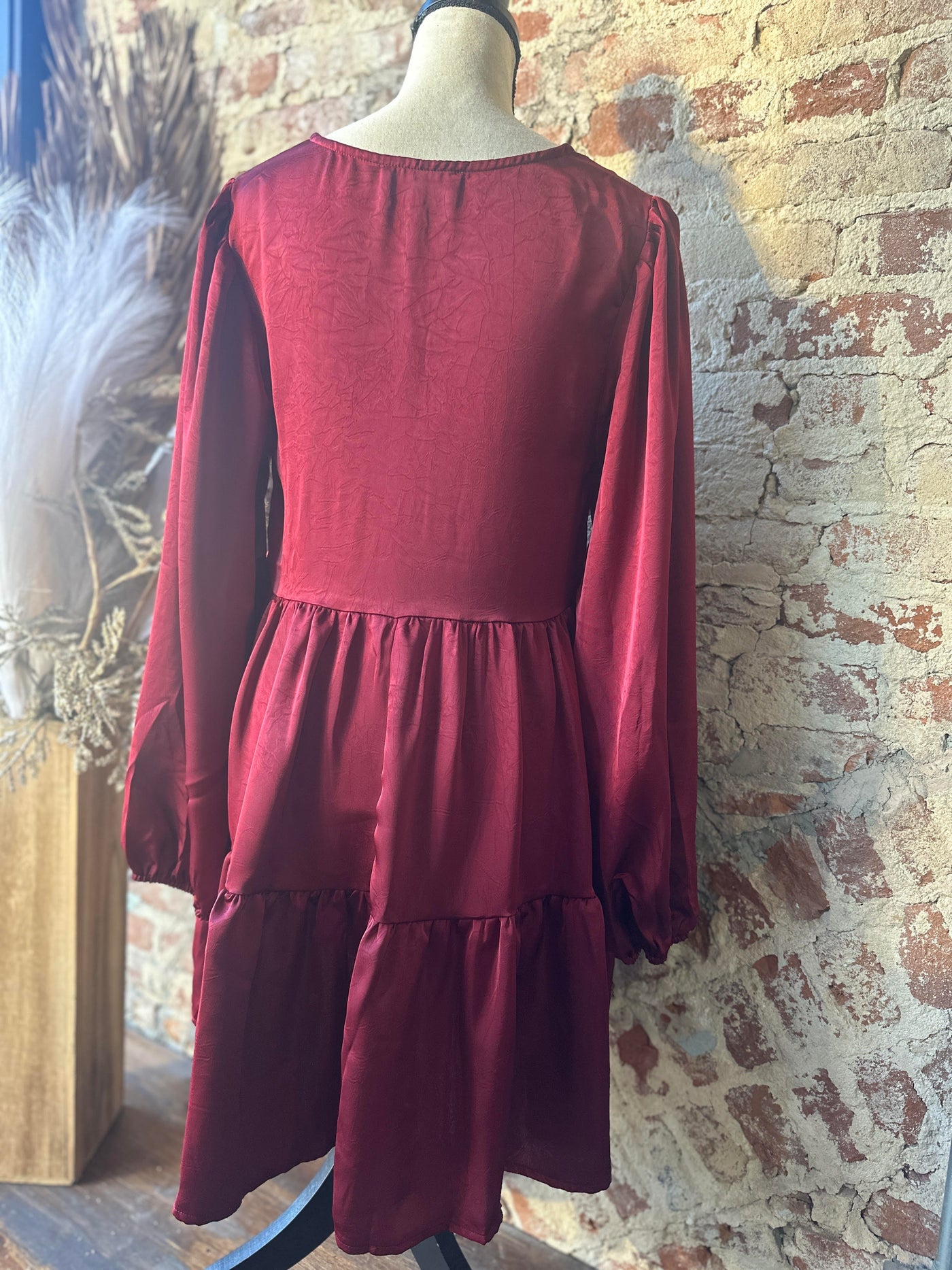 Cyrus Tiered Ruffle Dress [Burgundy]