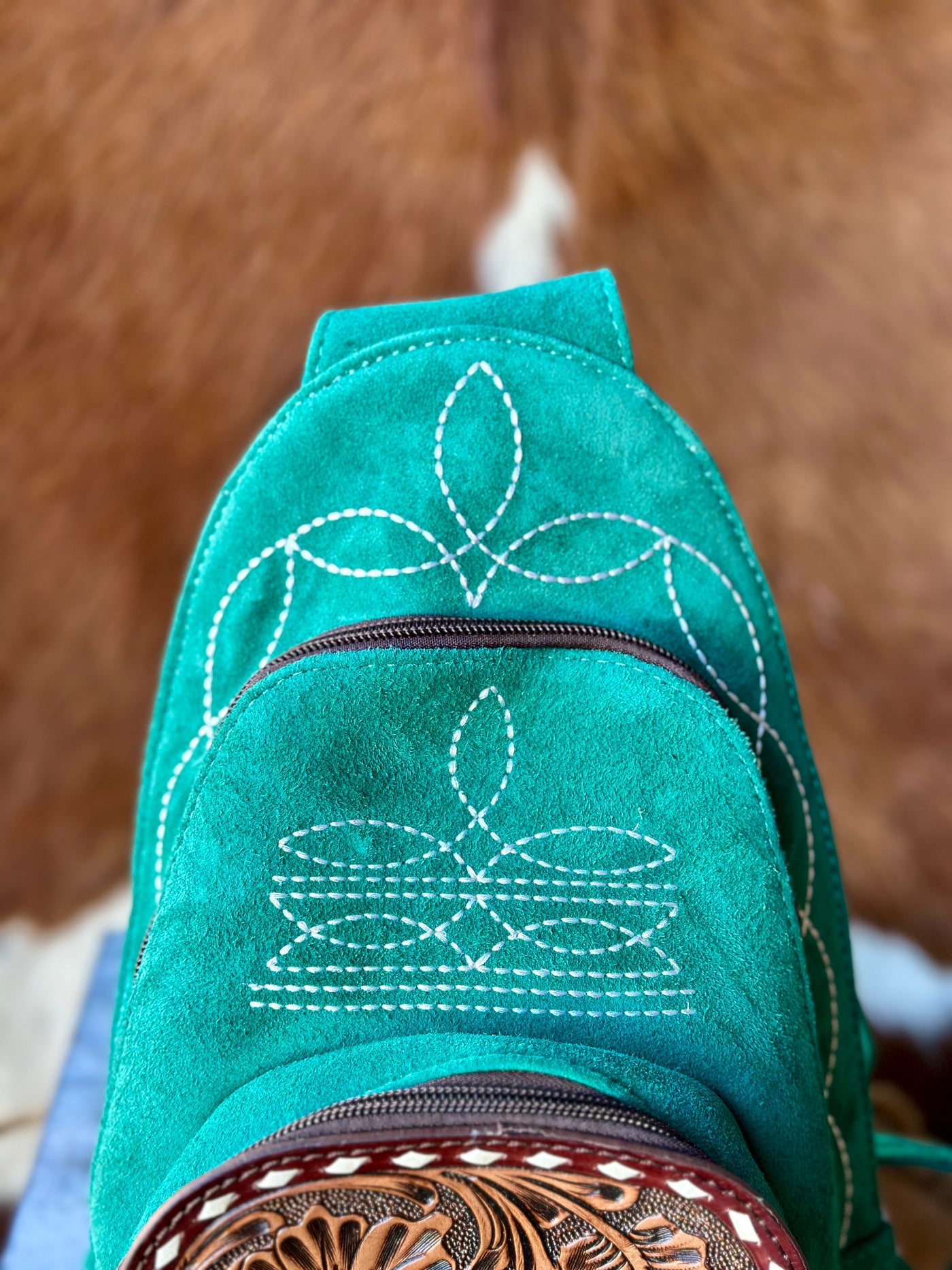 Dora Suede Leather Backpack [Teal]