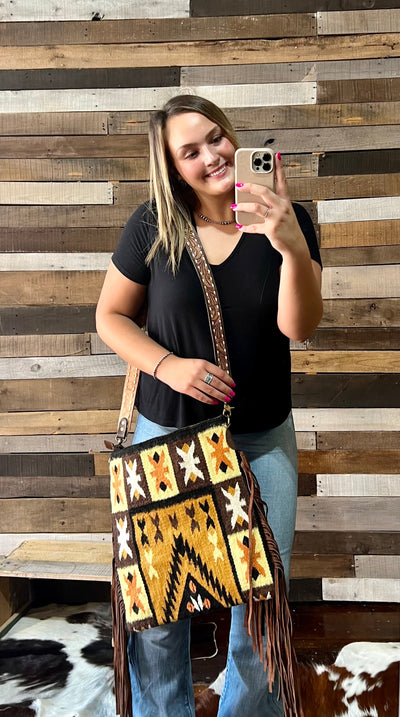 Elvina Saddle Blanket Crossbody
