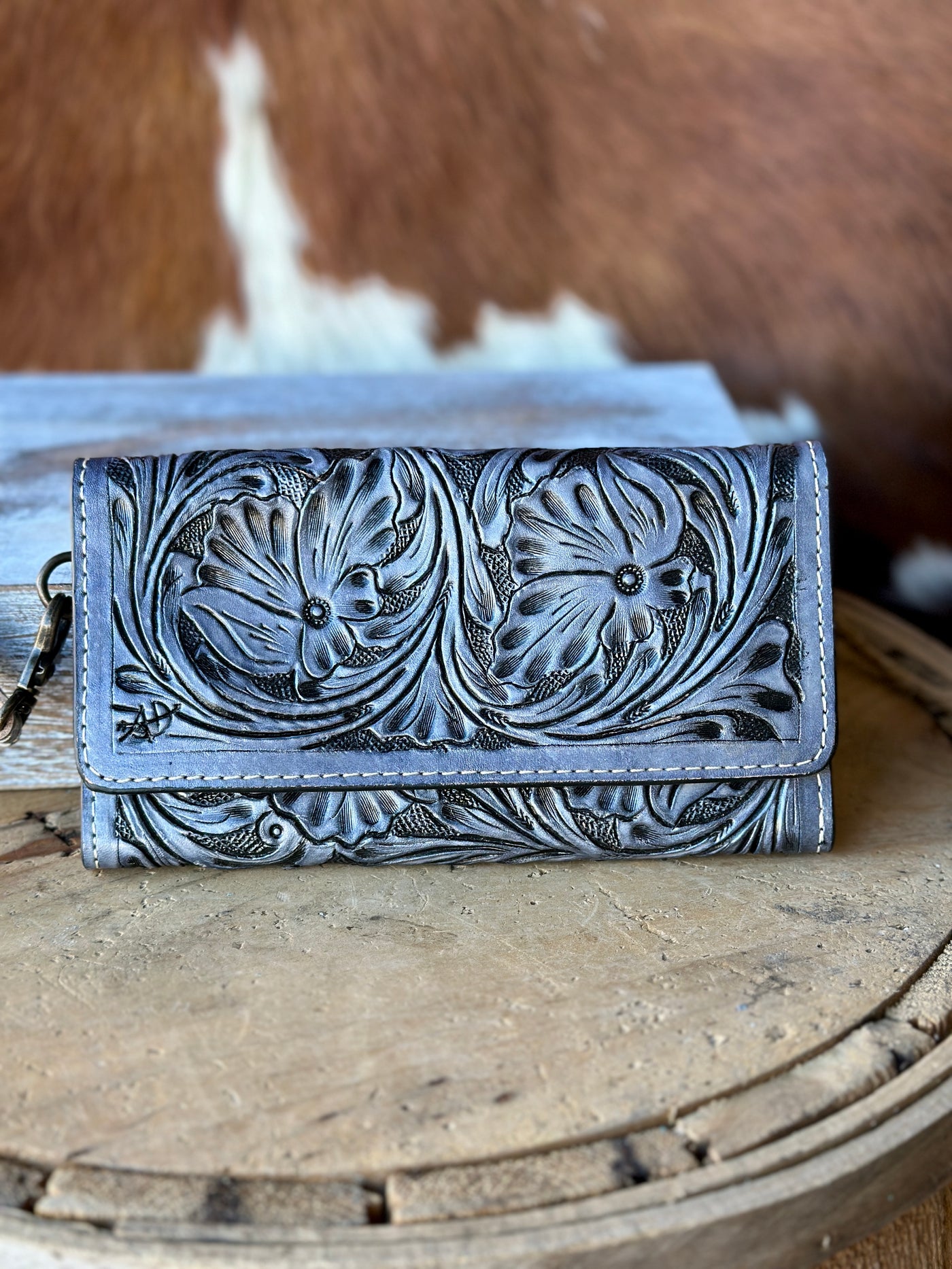 Elsa Tooled Leather Organized Clutch [Grey]