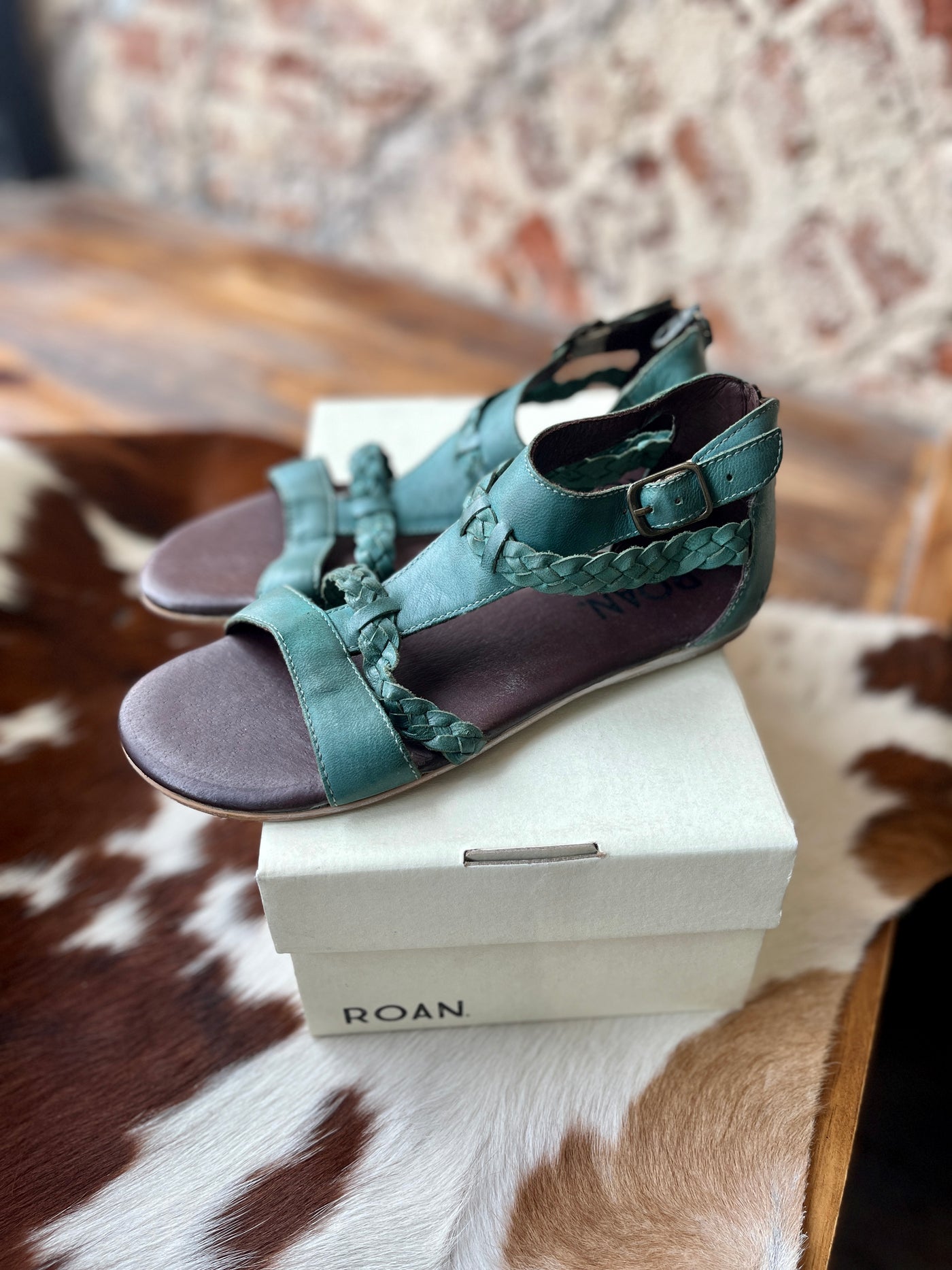 Size 7 Teal Roan Sandals ✜FINAL SALE✜ CS015