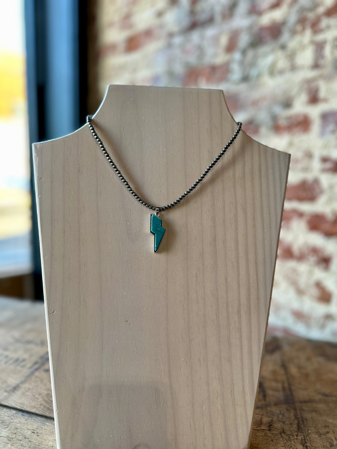 Seke Lightning Bolt Necklace [Turquoise]