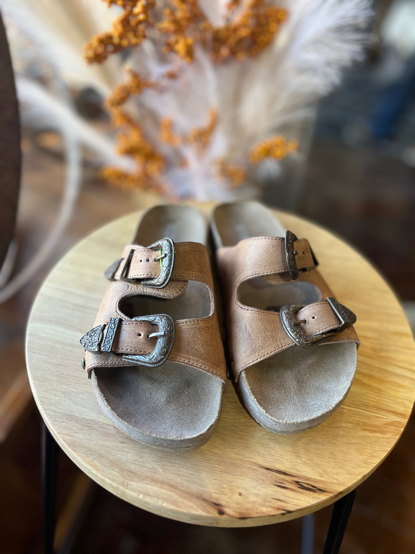Size 5 Buckled Slide Sandals ✜FINAL SALE✜ CS009