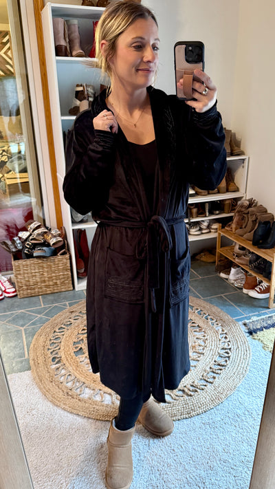 The Real Ranchwife Robe [Black]