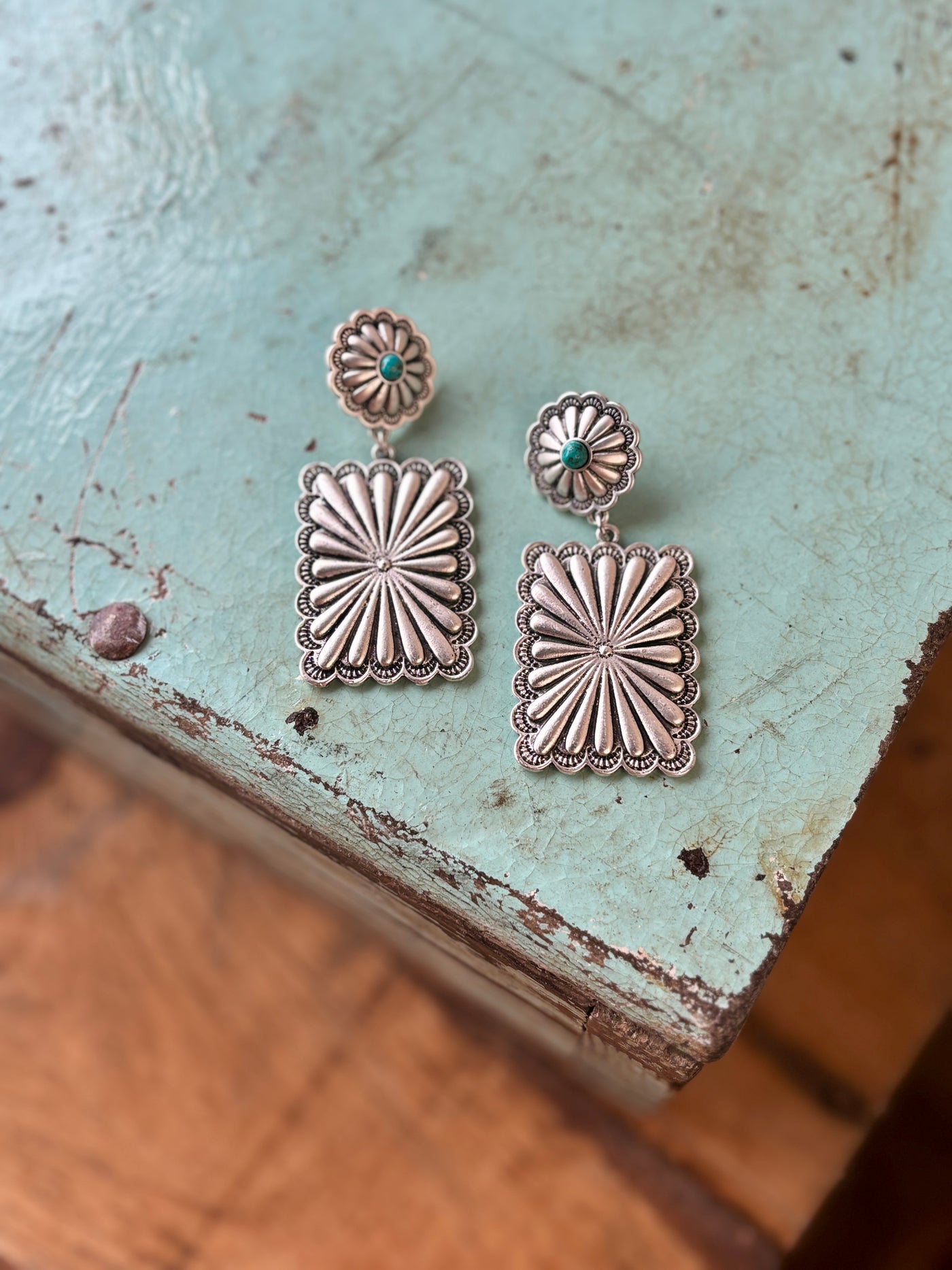 Marilyn Concho Post Earrings