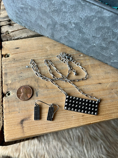 Brady Western Dot Necklace & Earring Set