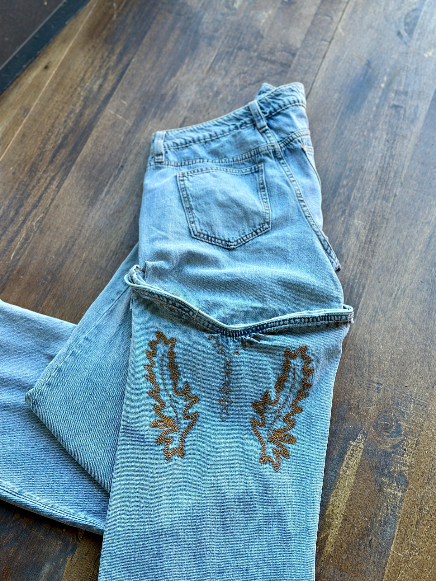 Let's Ride Western Boot Convertible Straight Leg Jeans ✙Consignment / Final Sale✙ CS001