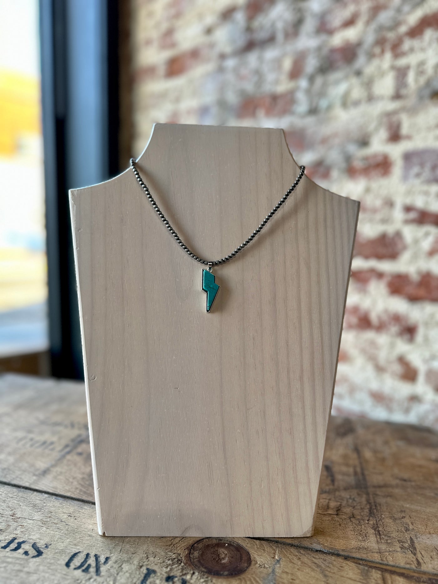 Seke Lightning Bolt Necklace [Turquoise]