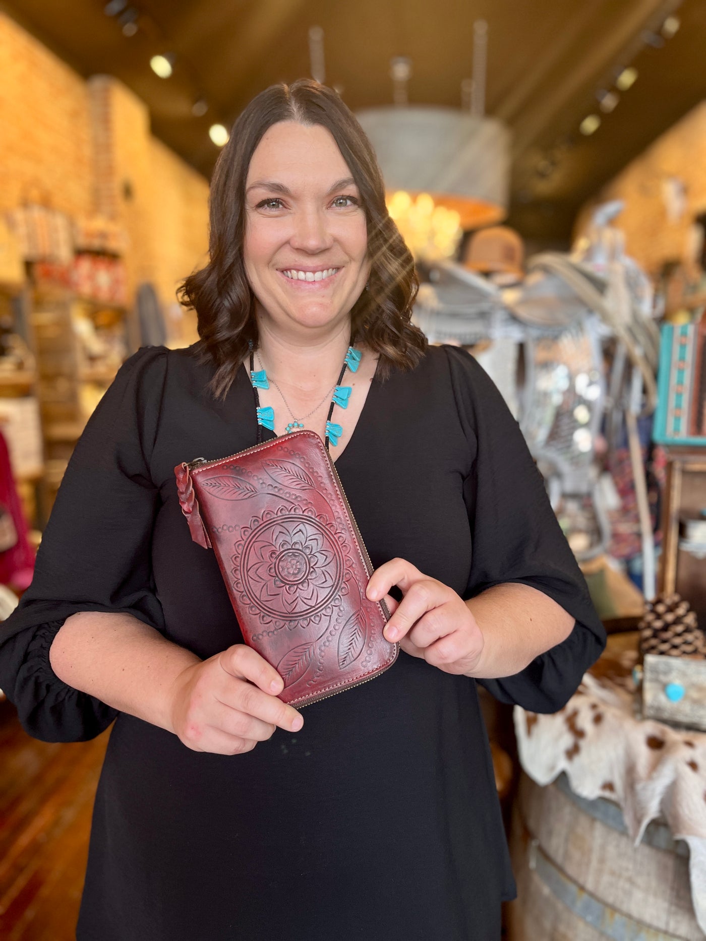 Minnie Tooled Leather Organized Wallet Wristlet [Oxblood]