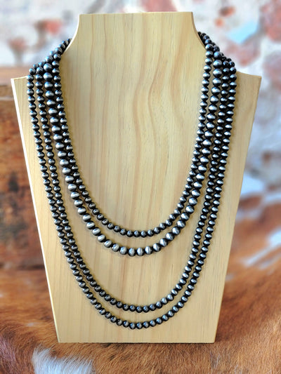 Honeysuckle Navajo Pearl Necklace