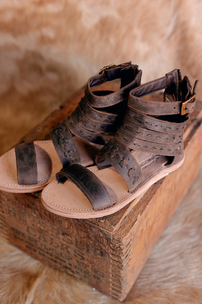 Horizon Lines Gladiator Sandals ✜ON SALE NOW: 50% OFF✜