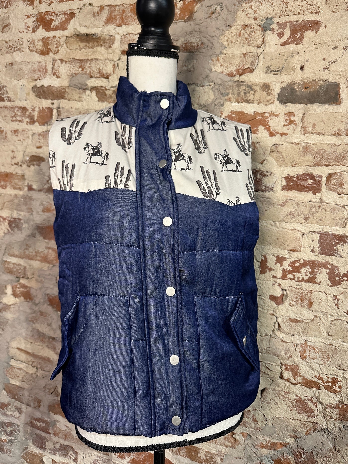 Cole Denim Look Desert Print Vest