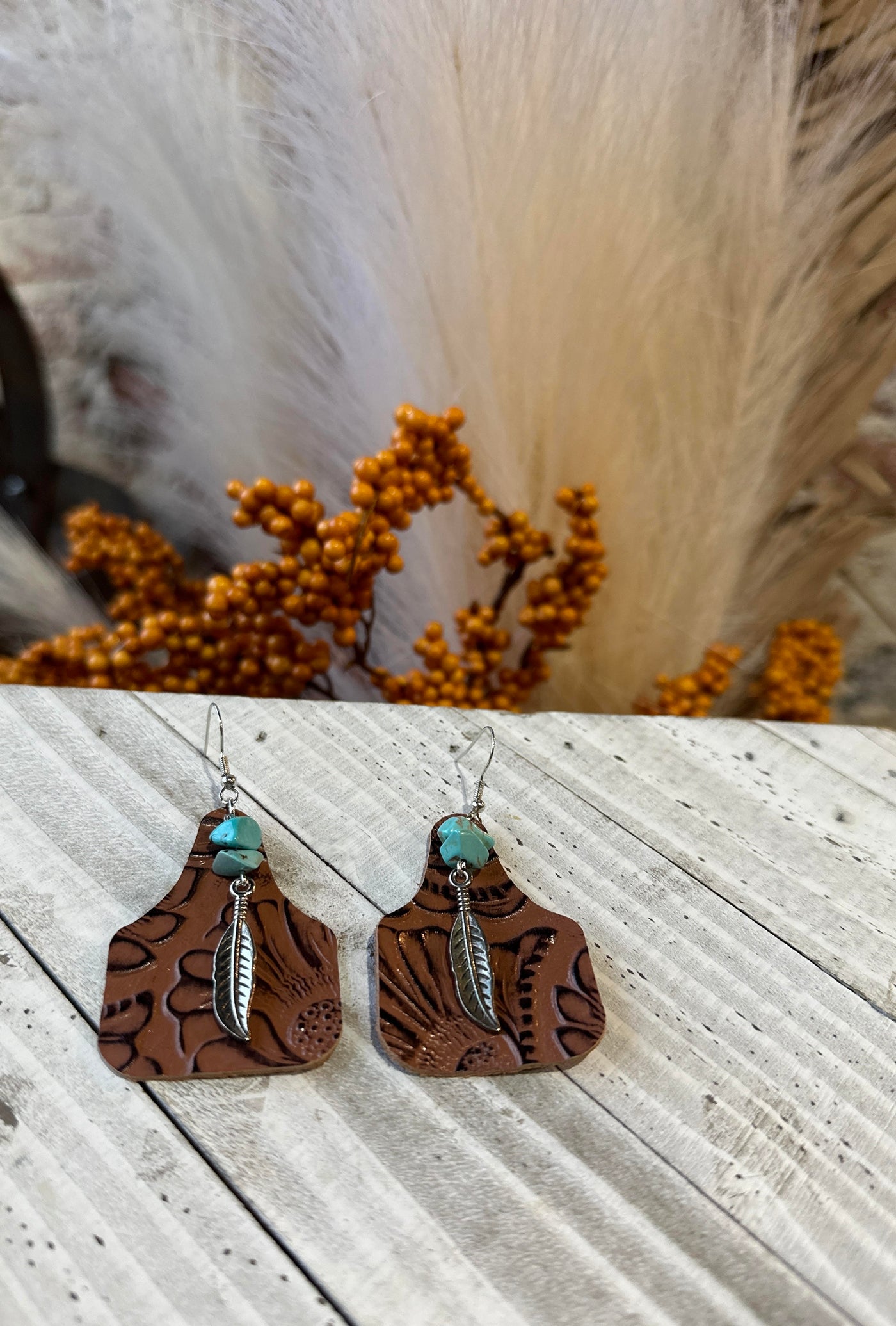 Kayla Cattle Tag Earrings [Brown]