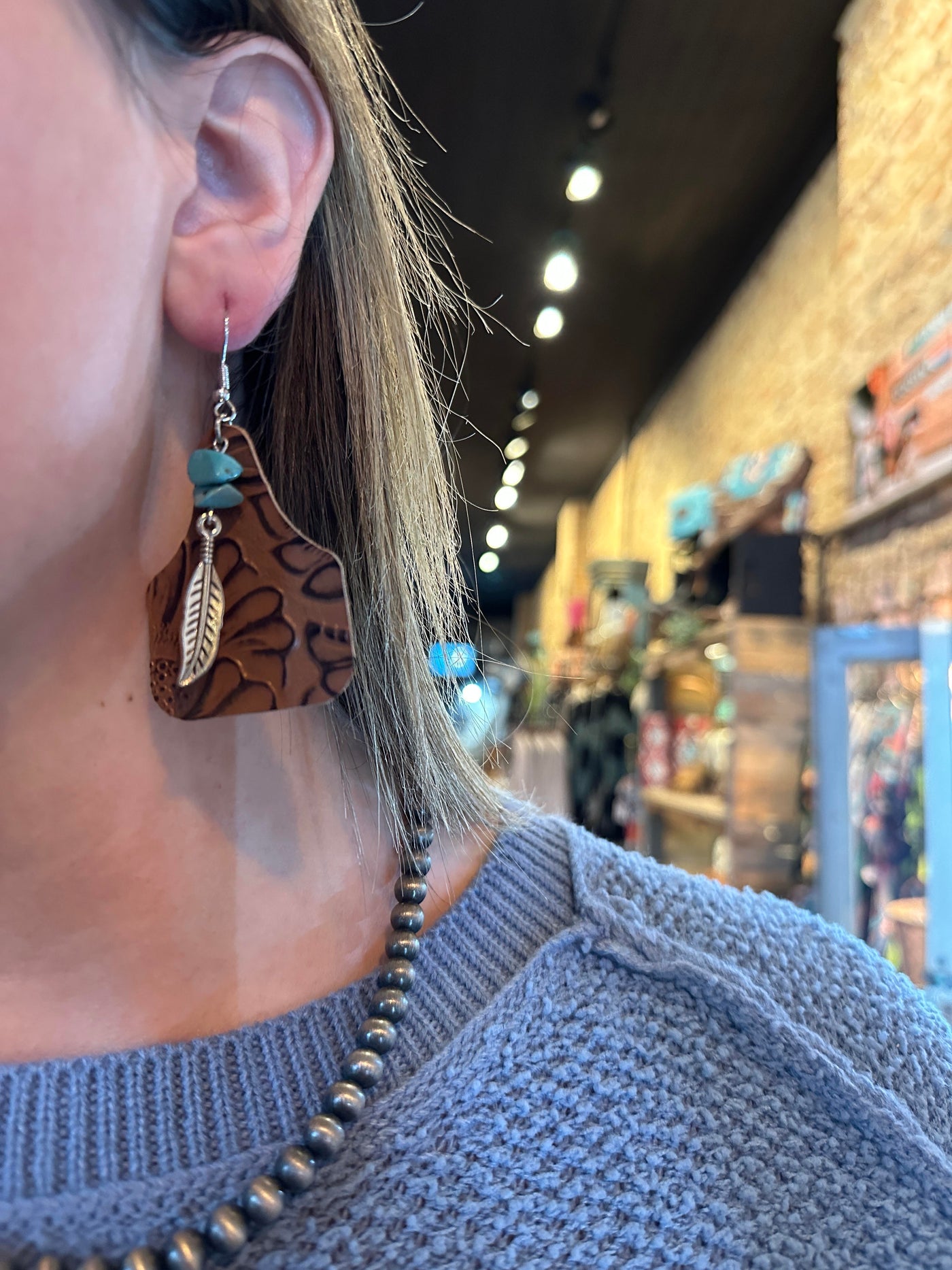 Kayla Cattle Tag Earrings [Brown]