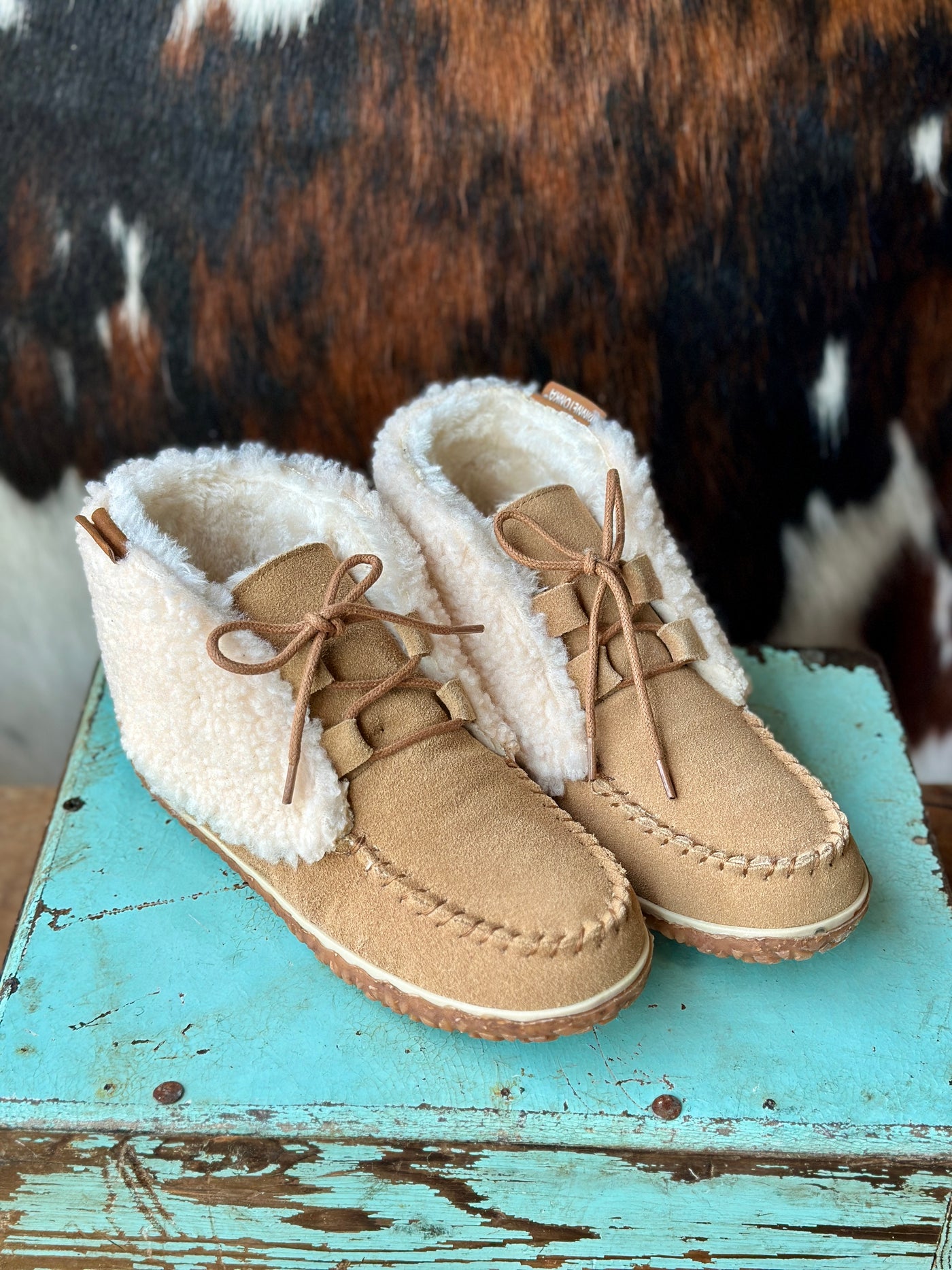 Western NFR Style Minnetonka Torrey Moccasin Boots [Cinnamon Berber] for the cowgirl.