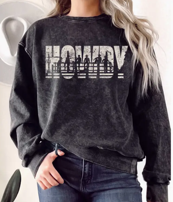 Vintage mineral washed Howdy crewneck, garment-dyed for a super soft finish, styled with jeans and boots.