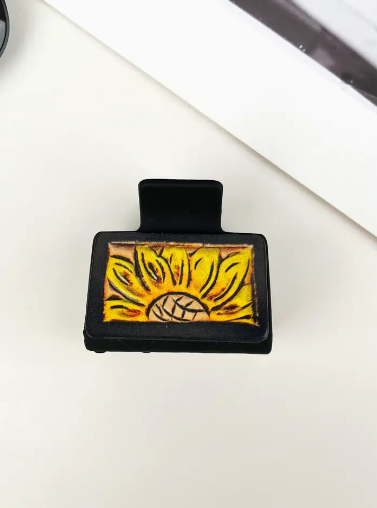 Huck Sunflower Hair Clip