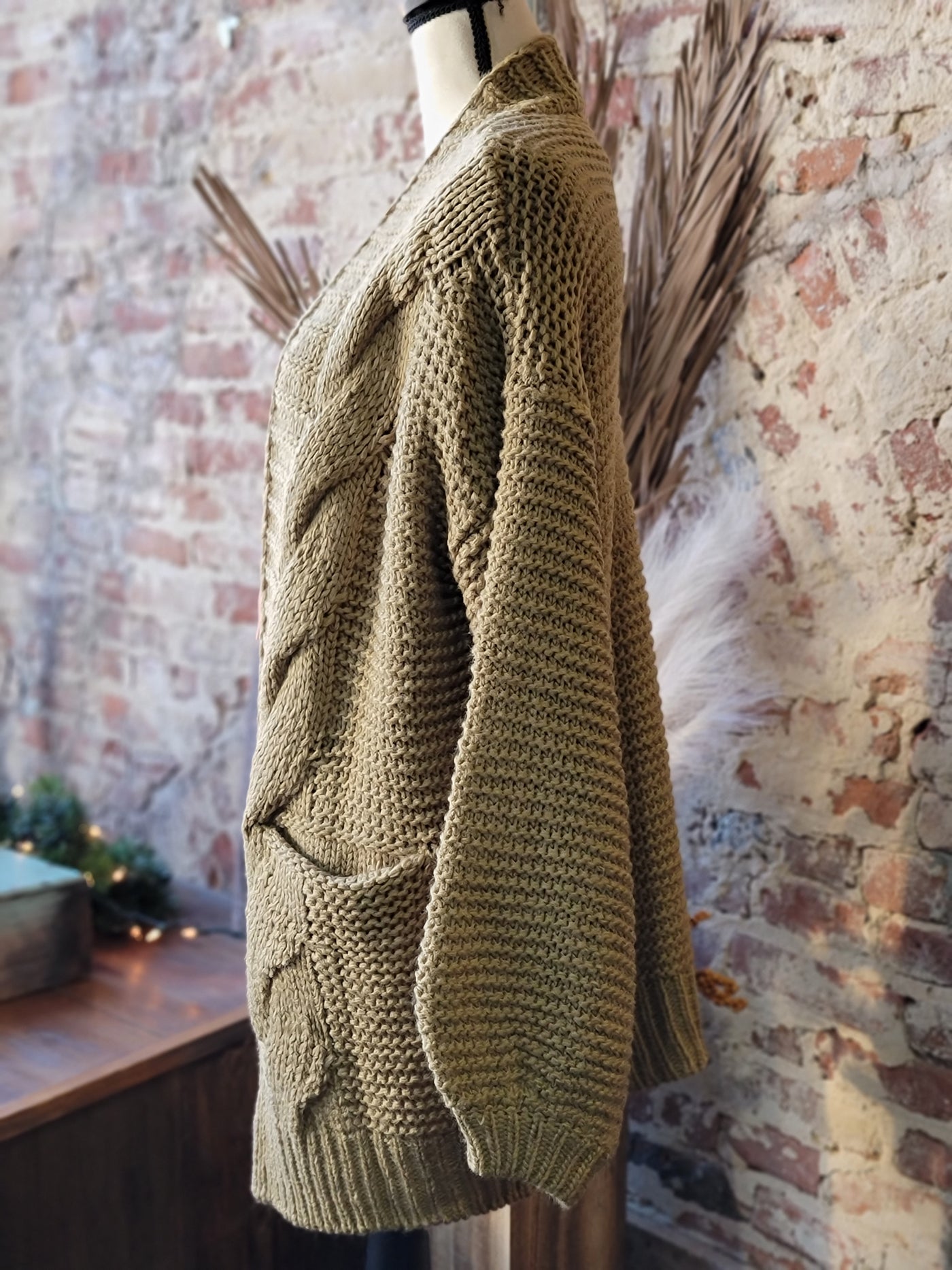 Travis Chunky Cable Cardigan [Light Olive Green]