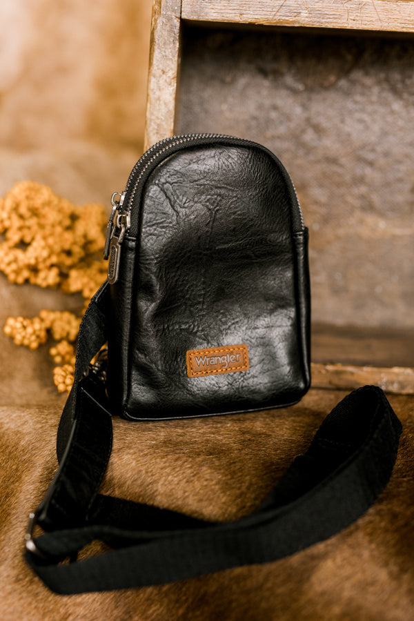 Wrangler Landyn Plain Crossbody Sling Bag [Black]
