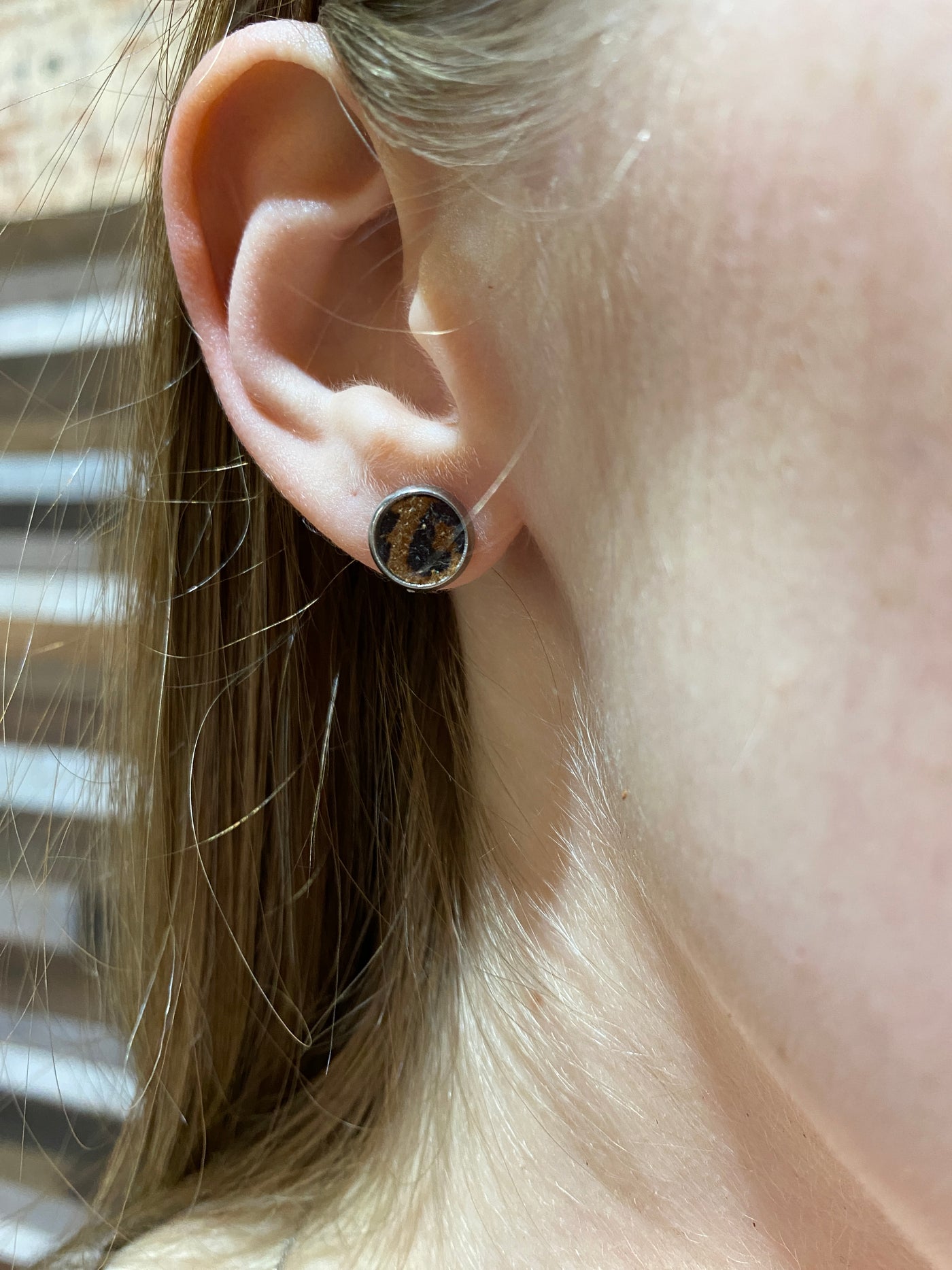 Poinsettia Leather Stud Earring Set of 3 [Black]