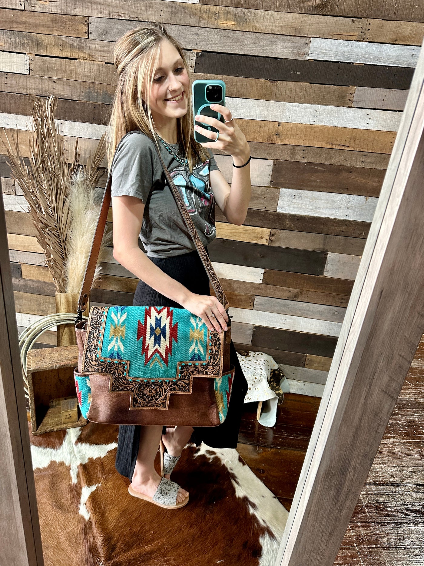 Morgan Saddle Blanket Crrossbody Bag