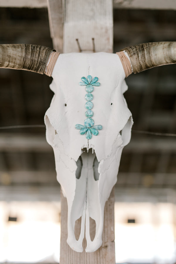 White Longhorn Skull with Turquoise Gems Broker Leather Decorah, Iowa ...