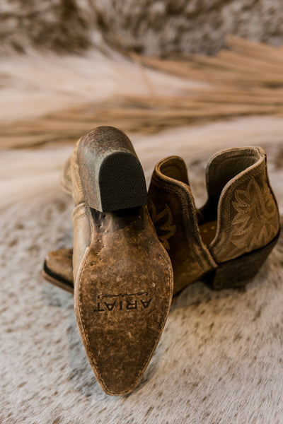 Ariat Dixon Ankle Boots [Distressed Brown] ✜ON SALE NOW✜